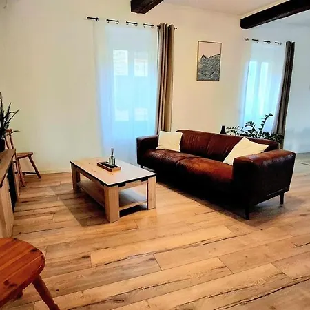 Maison Familiale Spacieuse Entre Et Montagne